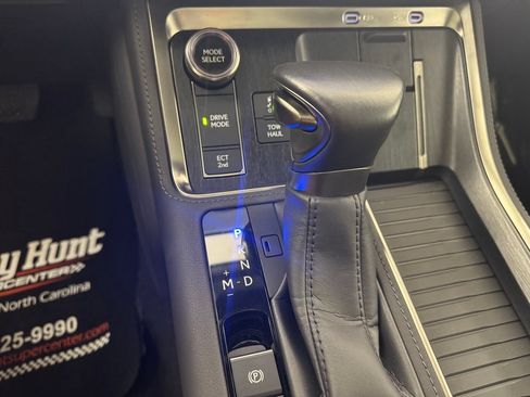 Used 2024 Lexus GX 550 w/ Accessory Package (Z1) AWD/4WD image 28