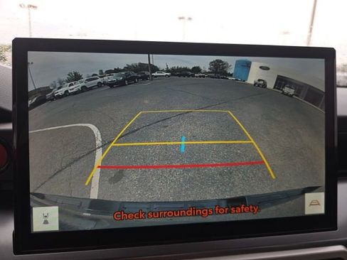 Used 2025 Toyota Tacoma TRD Off-Road image 19