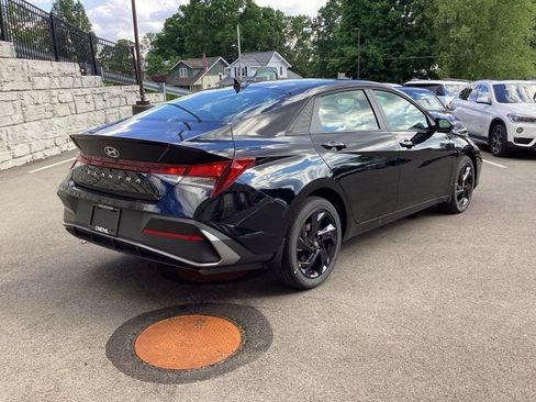 New 2026 Hyundai Elantra Sport FWD image 7