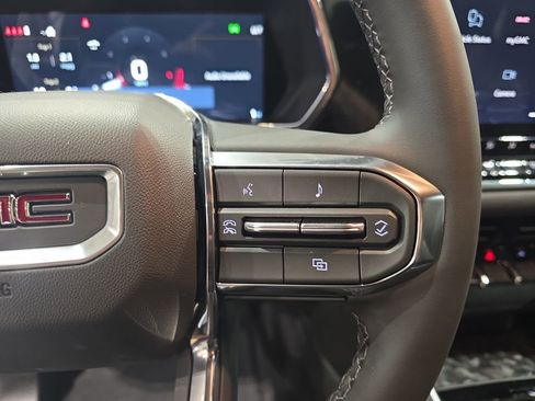 New 2026 GMC Canyon Elevation w/ Convenience Package RWD image 18