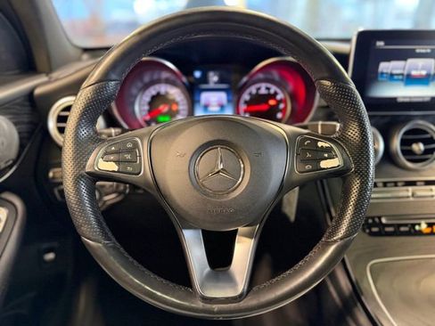 Used 2018 Mercedes-Benz GLC 300 4MATIC image 25