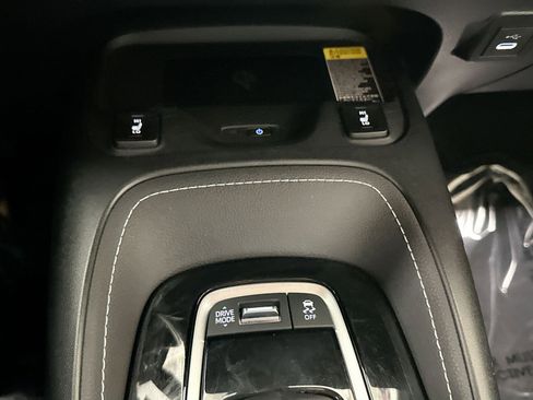 Used 2024 Toyota Corolla XSE image 27