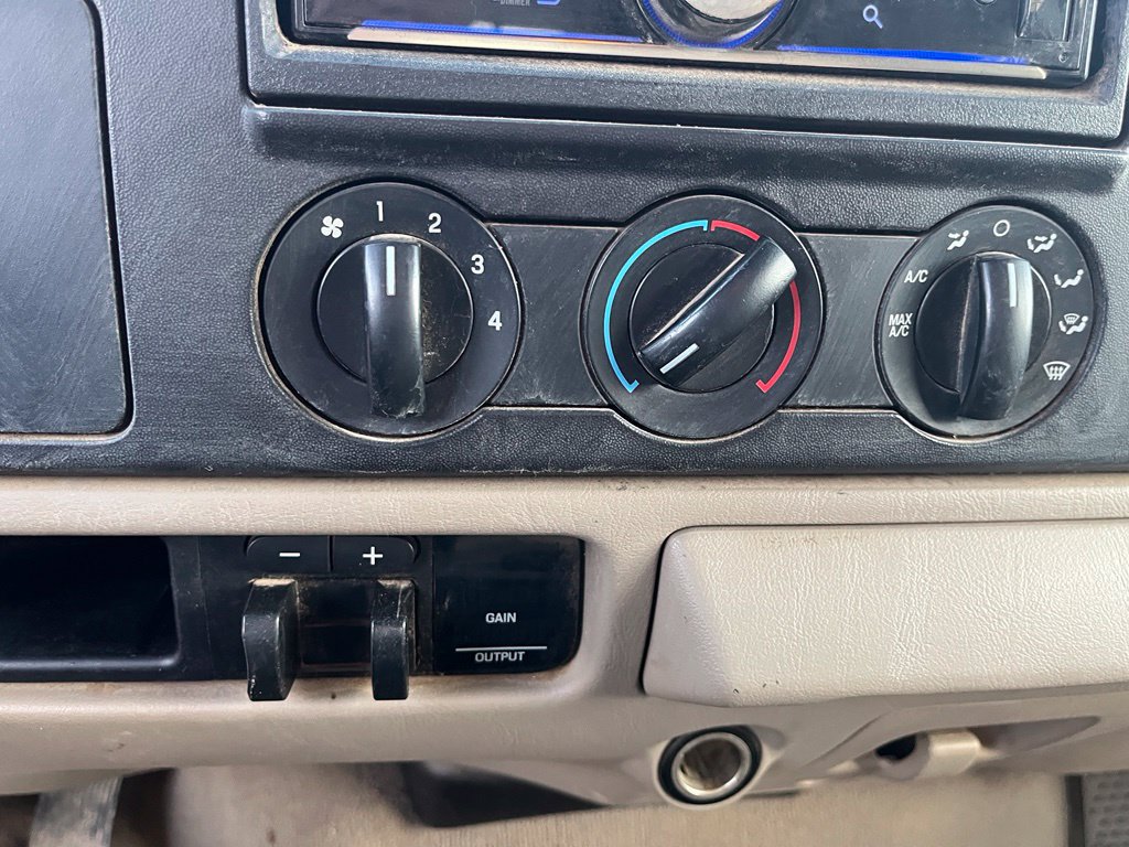 Used 2006 Ford F250 XLT AWD/4WD image 13