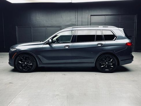 Used 2020 BMW X7 xDrive40i w/ Premium Package AWD/4WD image 4