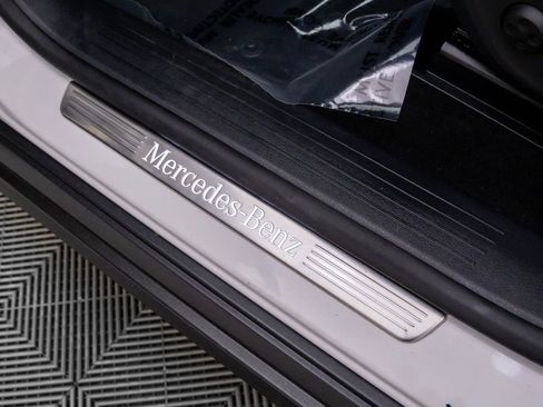 Used 2023 Mercedes-Benz GLE 350 4MATIC image 17