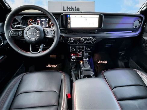 Used 2024 Jeep Wrangler Unlimited Rubicon image 10