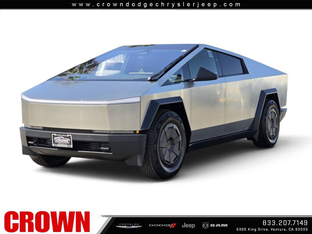 Used 2024 Tesla Cybertruck AWD Crew Cab image 14