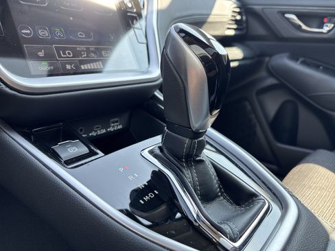 Used 2023 Subaru Outback Premium AWD/4WD image 24