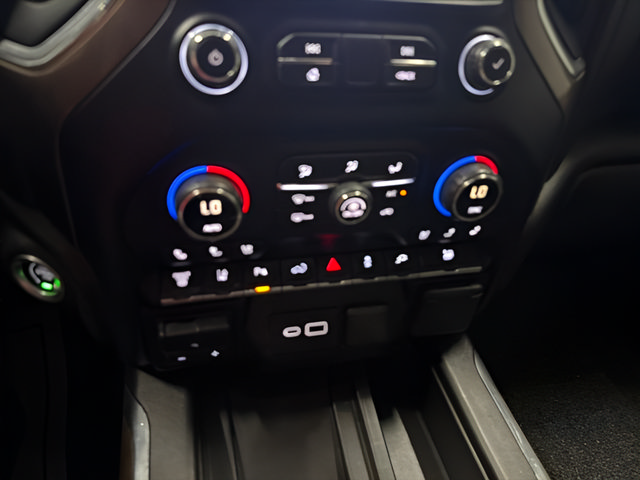 Used 2020 Chevrolet Silverado 3500 High Country AWD/4WD image 24