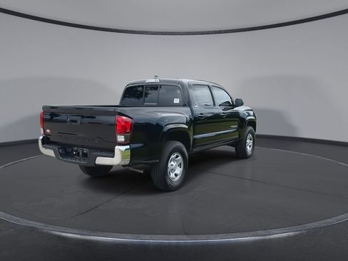 Used 2023 Toyota Tacoma SR5 RWD image 8
