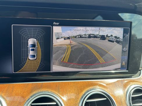 Used 2018 Mercedes-Benz E 300 w/ Premium 1 Package image 16