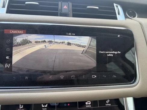 Used 2018 Land Rover Range Rover Sport HSE AWD/4WD image 26