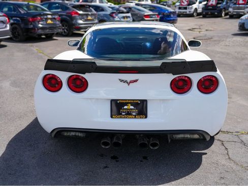 Used 2013 Chevrolet Corvette Grand Sport w/ Battery Protection Package RWD image 11