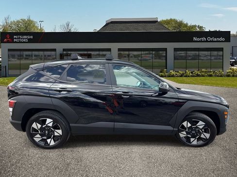 Used 2024 Hyundai Kona SEL FWD image 6