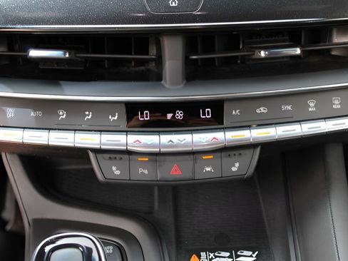 Used 2023 Cadillac CT5 Luxury w/ Sun And Sound Package AWD/4WD image 16