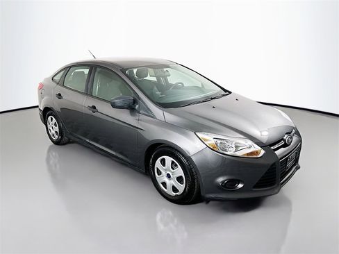 Used 2013 Ford Focus S image 1