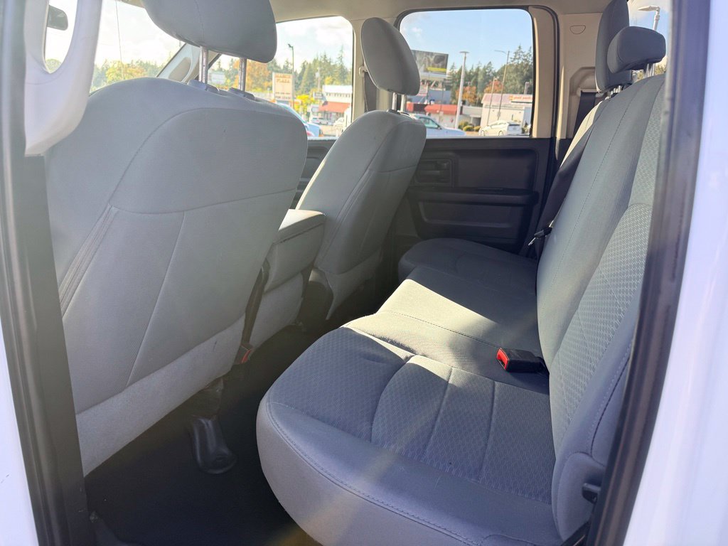 Used 2018 RAM 1500 Express w/ Express Value Package AWD/4WD image 30
