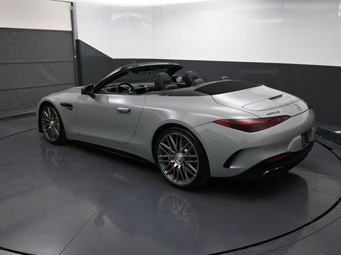 Used 2022 Mercedes-Benz SL 63 AMG 4MATIC image 35