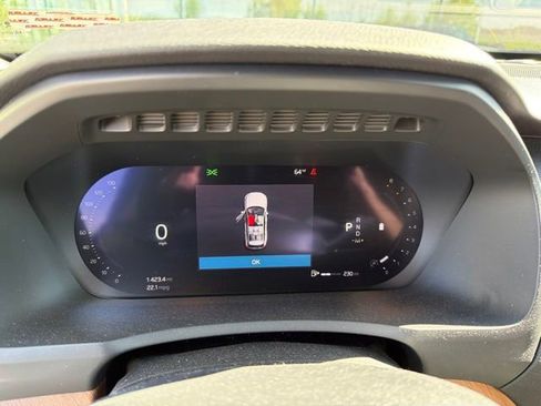 Used 2024 Volvo XC90 B6 Plus w/ Protection Package Premier AWD/4WD image 16