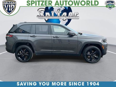 Certified 2023 Jeep Grand Cherokee Altitude image 10