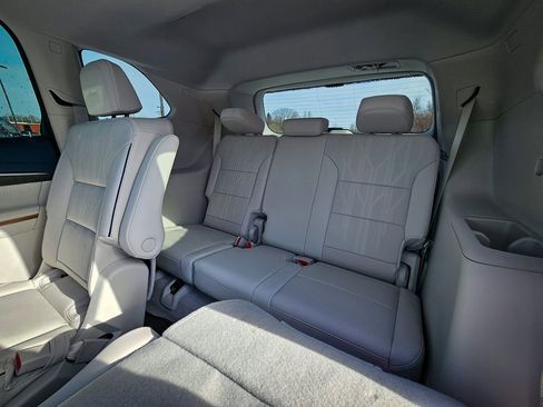 New 2026 Buick Enclave Avenir w/ Super Cruise Package image 37