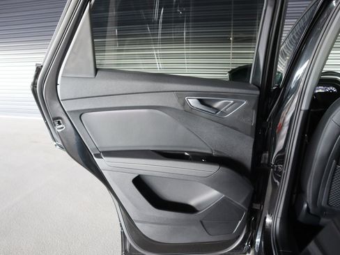 Certified 2024 Audi Q4 e-tron Premium Plus image 23