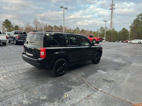 Used 2016 Jeep Patriot Sport w/ Power Value Group image 5