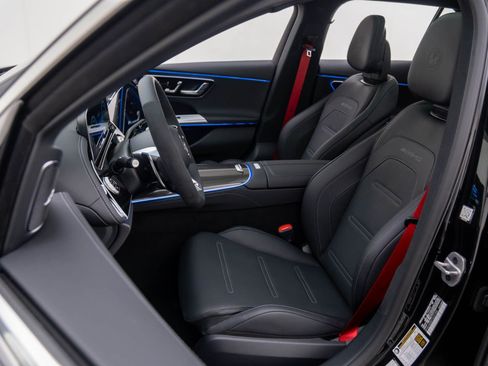 New 2026 Mercedes-Benz E 53 AMG 4MATIC Sedan image 17