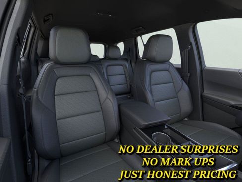 New 2026 Chevrolet Equinox LT w/ Convenience Package II FWD image 16