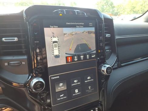 Used 2022 RAM 1500 Limited AWD/4WD image 15