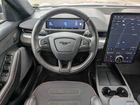 Used 2021 Ford Mustang Mach-E GT image 18