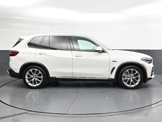 Used 2023 BMW X5 xDrive45e AWD/4WD image 3