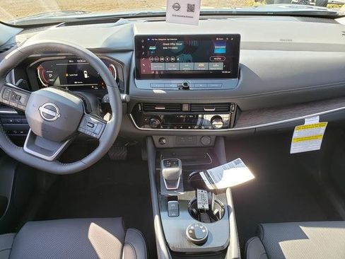 New 2026 Nissan Rogue Platinum w/ Platinum Premium Package image 15