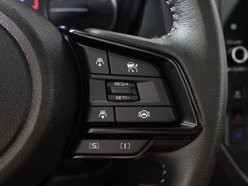 Used 2025 Subaru Forester Premium image 42