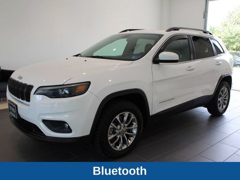 Used 2019 Jeep Cherokee Latitude Plus w/ Comfort/Convenience Group AWD/4WD image 13