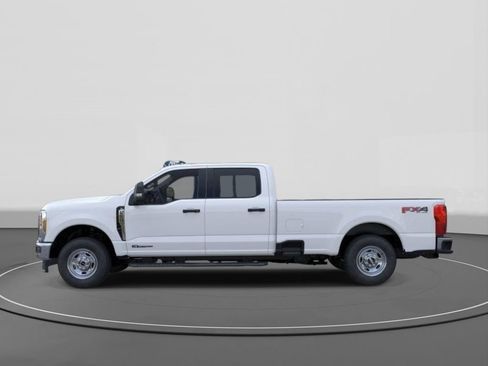 New 2026 Ford F250 XL w/ FX4 Off-Road Package AWD/4WD image 3