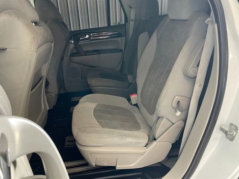 Used 2017 Buick Enclave Convenience FWD image 17