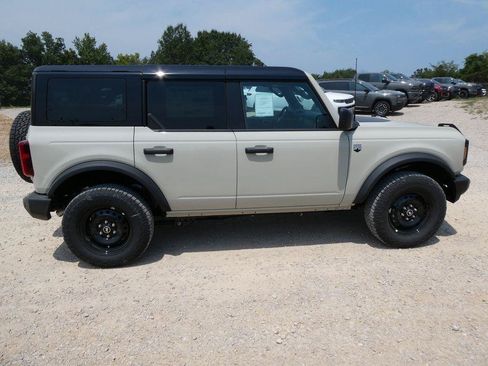 New 2026 Ford Bronco Big Bend AWD/4WD image 2