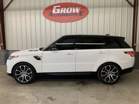 Used 2018 Land Rover Range Rover Sport HSE AWD/4WD image 15