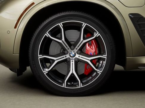 New 2026 BMW X5 xDrive50e w/ M Sport Package image 32