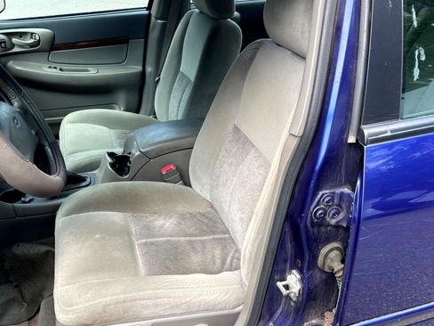 Used 2005 Chevrolet Impala LS w/ Sun And Sound Package image 13