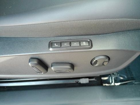 Used 2021 Volkswagen ID.4 Pro S w/ ID.4 Protection Package RWD image 23