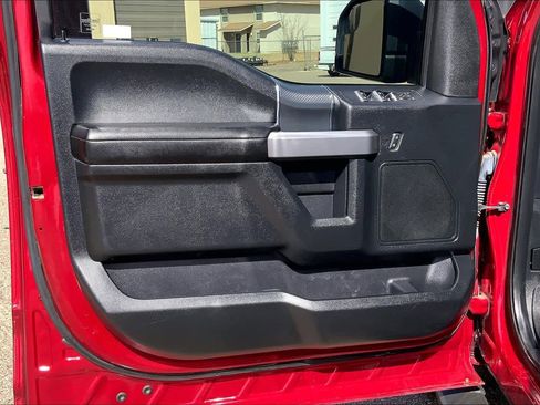 Used 2018 Ford F150 XLT w/ Equipment Group 302A Luxury image 22