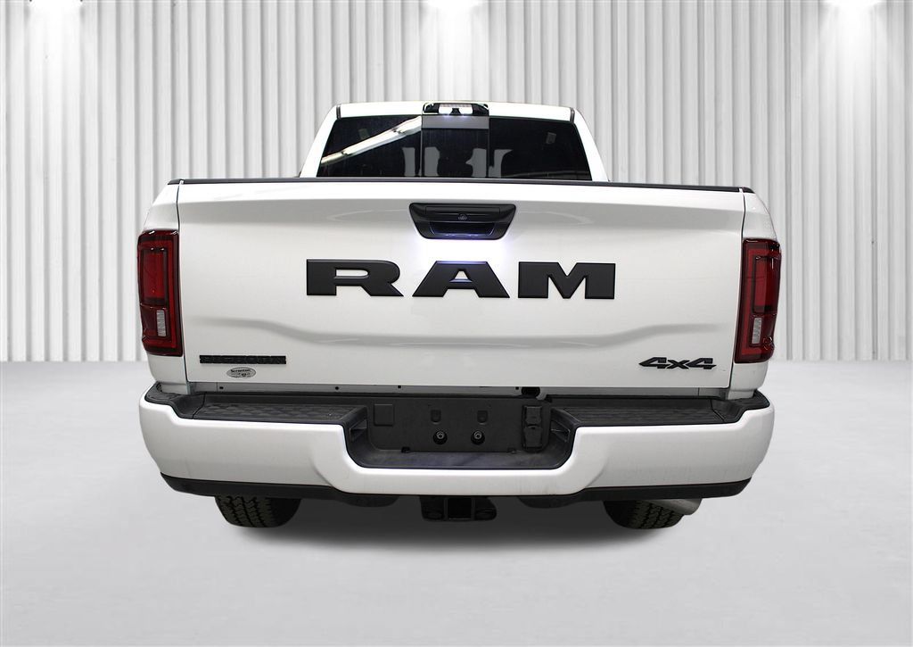 New 2026 RAM 2500 Big Horn AWD/4WD image 4