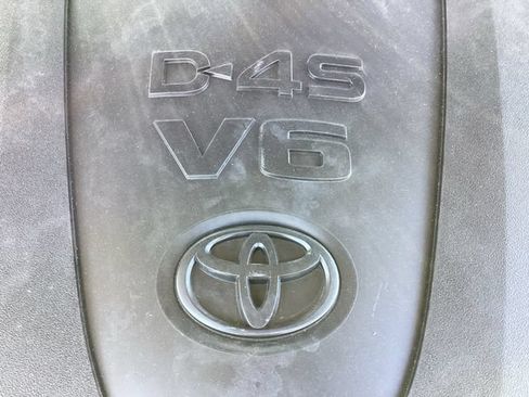 Used 2017 Toyota Tacoma TRD Off-Road AWD/4WD image 32