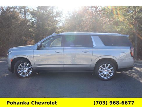 Certified 2024 Chevrolet Suburban High Country image 4