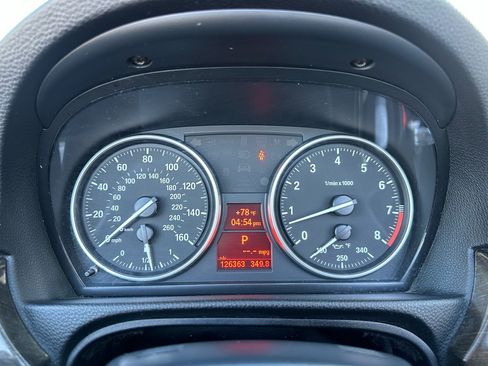 Used 2013 BMW 328i Convertible image 20