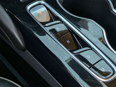 Used 2023 Buick Envision Essence image 18