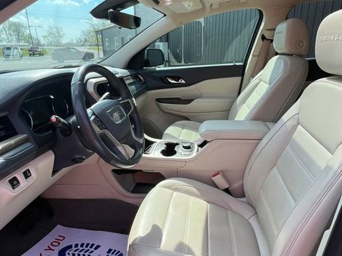 Used 2020 GMC Acadia Denali FWD image 9