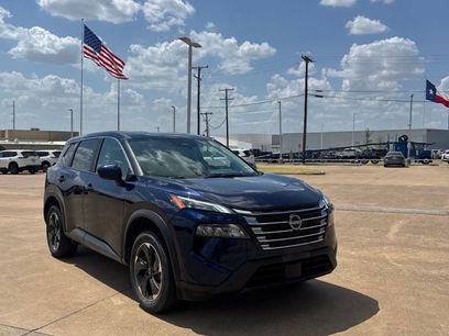 Used 2025 Nissan Rogue SV